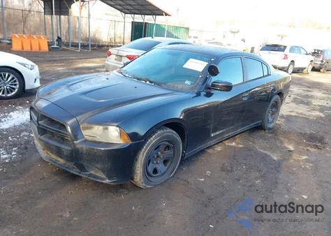 2013 Dodge Charger Police z USA, uszkodzony, nr VIN 2C3CDXAT4DH721897